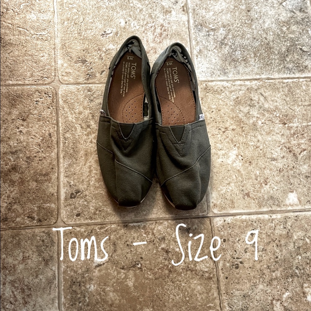 Olive Toms Shoes